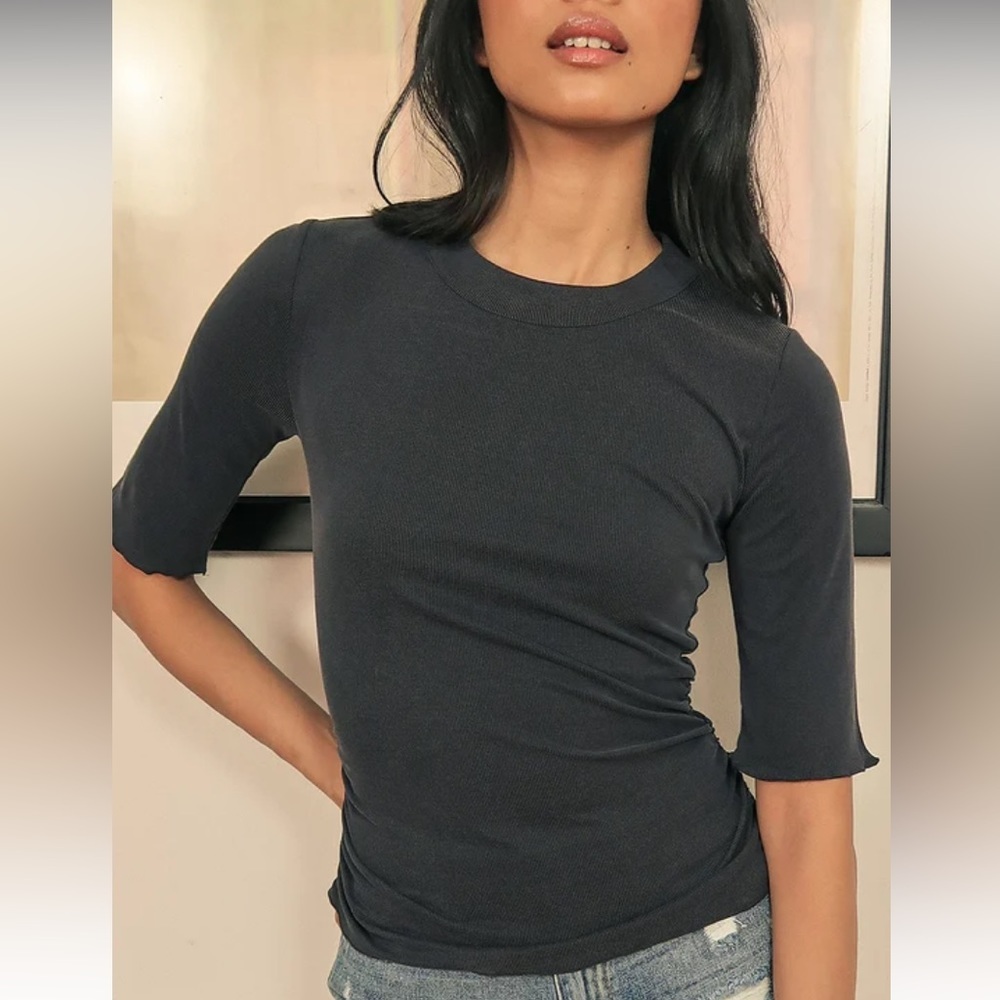 Free People Talk To Me Tee. Size XS
